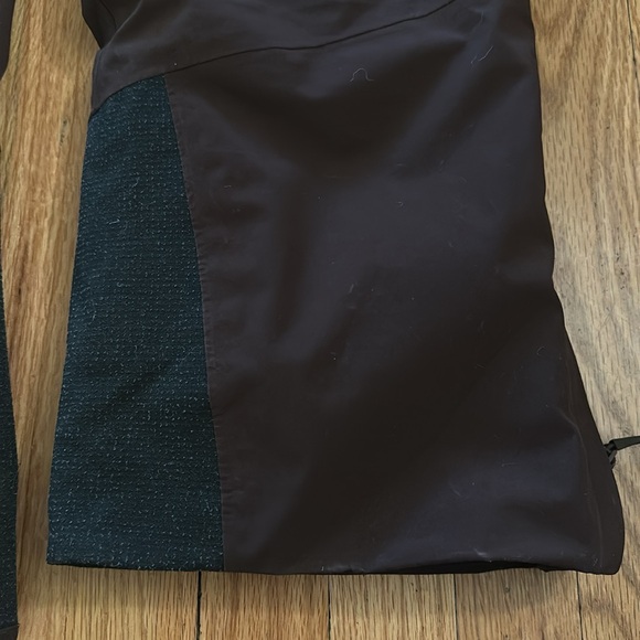 Backcountry sz XS Last Chair Stretch Insulated One-Piece Suit, Cold Brew/Black - Picture 6 of 12